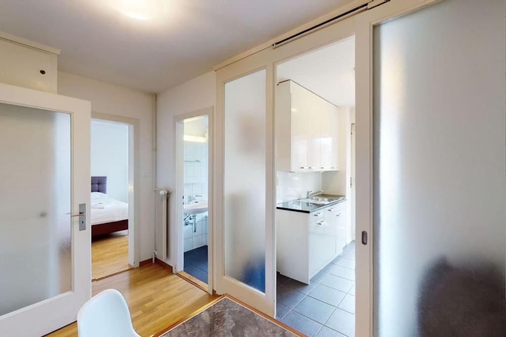Very Spacious Studio In City Center - Parkview 4 チューリッヒ エクステリア 写真