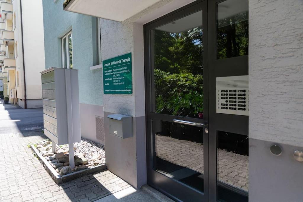 Very Spacious Studio In City Center - Parkview 4 チューリッヒ エクステリア 写真